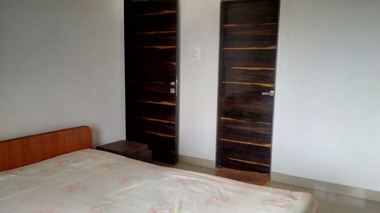 Room, madhav-palacia 2.5 Bedroom 750 Sq.Ft. Apartment In Ghodbunder Road Thane 10122913