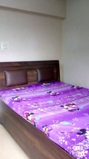Bedroom in 2.5 BHK Apartment at Madhav Palacia, Ghodbunder Road – for Rent
