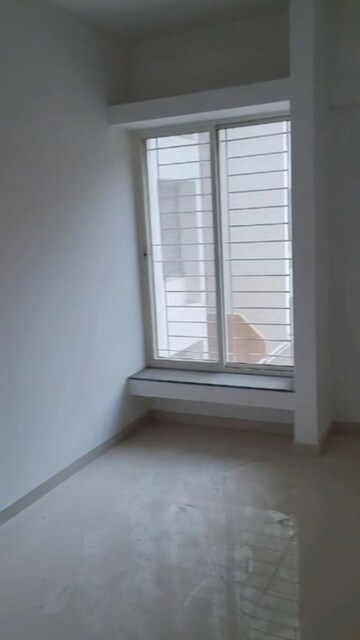 Bedroom in 2 BHK Apartment at Tathawade – for Rent