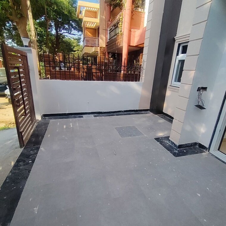 Balcony, sector 57 2 Bedroom 1620 Sq.Ft. Builder Floor In Sector 57 Gurgaon 10122921