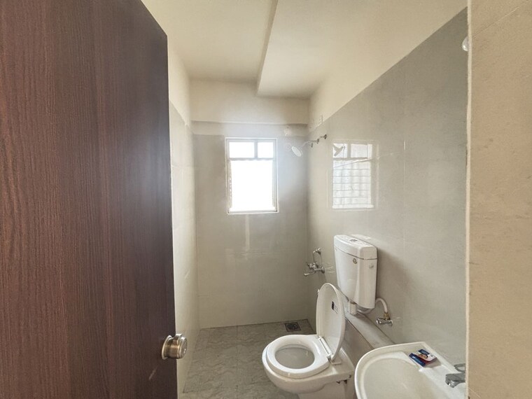 Bathroom, puranik-abitante 2 Bedroom 700 Sq.Ft. Apartment In Bavdhan Pune 10122935
