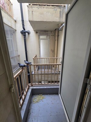 Balcony in 1.5 BHK Apartment at Kandivali East – for Rent