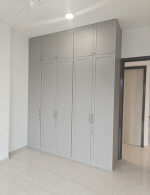 Room in 3 BHK Apartment at Adani Ten BKC, Bandra East – for Rent