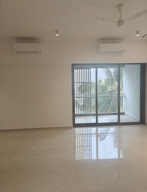 Room in 3 BHK Apartment at Adani Ten BKC, Bandra East – for Rent