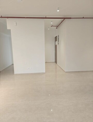 Room in 3 BHK Apartment at Adani Ten BKC, Bandra East – for Rent