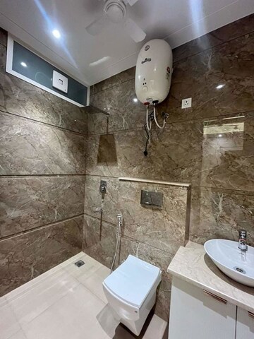 Bathroom in 3 BHK Builder Floor at Sector 45 – for Rent