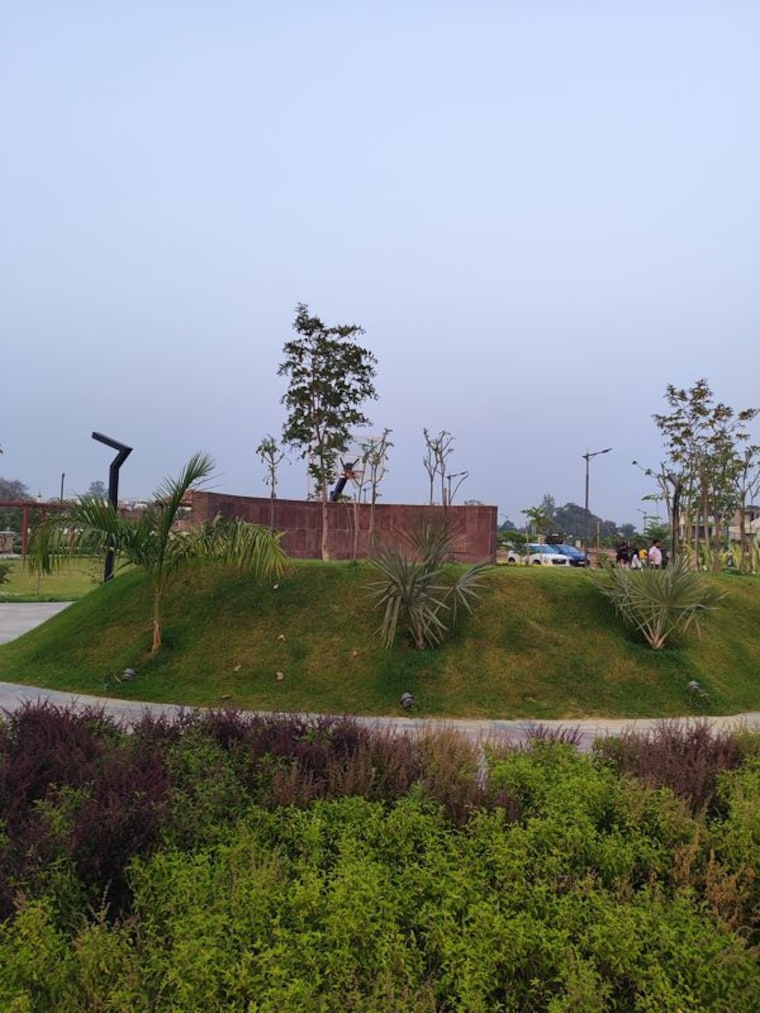 Garden, sushant golf city  1744 Sq.Ft. Plot In Sushant Golf City Lucknow 10123069