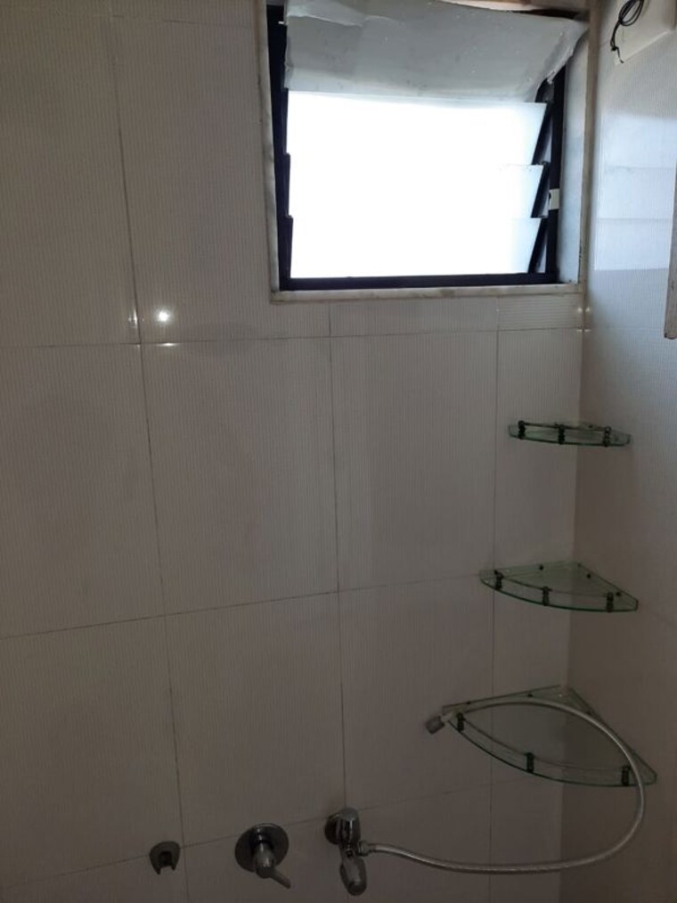 Bathroom, kudasan 3 Bedroom 1400 Sq.Ft. Apartment In Kudasan Gandhinagar 10123074