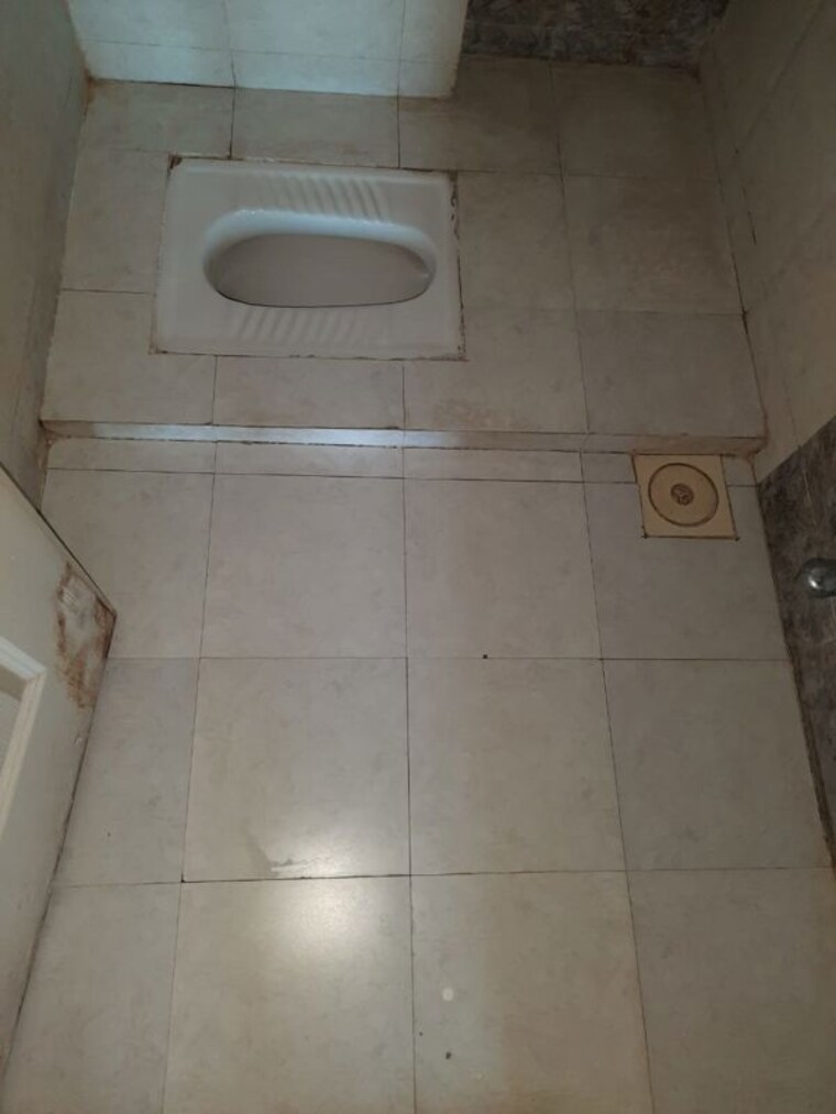 Bathroom, kudasan 3 Bedroom 1400 Sq.Ft. Apartment In Kudasan Gandhinagar 10123074