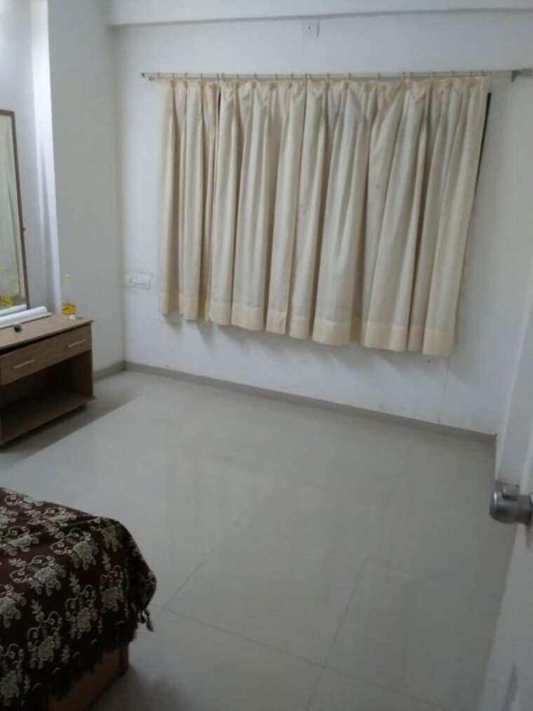 Bedroom, kudasan 3 Bedroom 1400 Sq.Ft. Apartment In Kudasan Gandhinagar 10123074