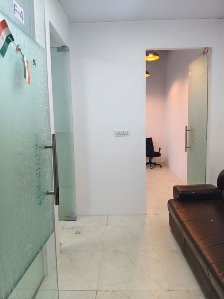 Bathroom, sector 63 Commercial Office Space 450 Sq.Ft. In Sector 63 Noida 10123051