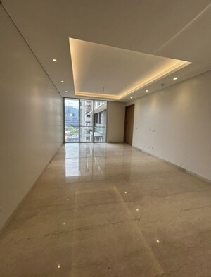 Room in 3 BHK Apartment at Adani Ten BKC, Bandra East – for Rent