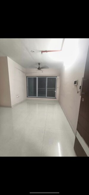Room in 1 BHK Apartment at Royal Oasis, Malad West – for Rent