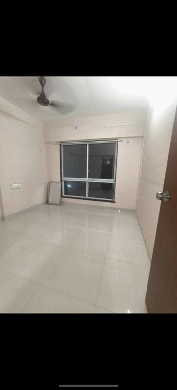 1 BHK Apartment For Rent in Royal Oasis, Malad West