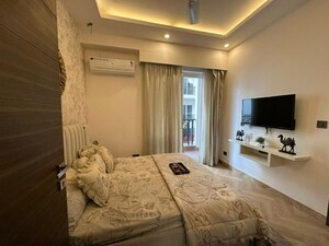 Bedroom in 3 BHK Builder Floor at Pyramid Spring Valley, Sohna Sector 35 – for Sale