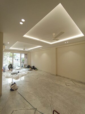 Room in 3 BHK Apartment at Greater Kailash ii – for Sale