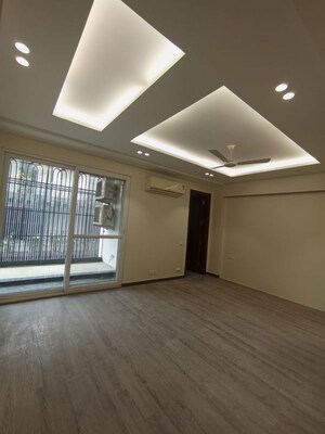 Room in 3 BHK Apartment at Greater Kailash ii – for Sale