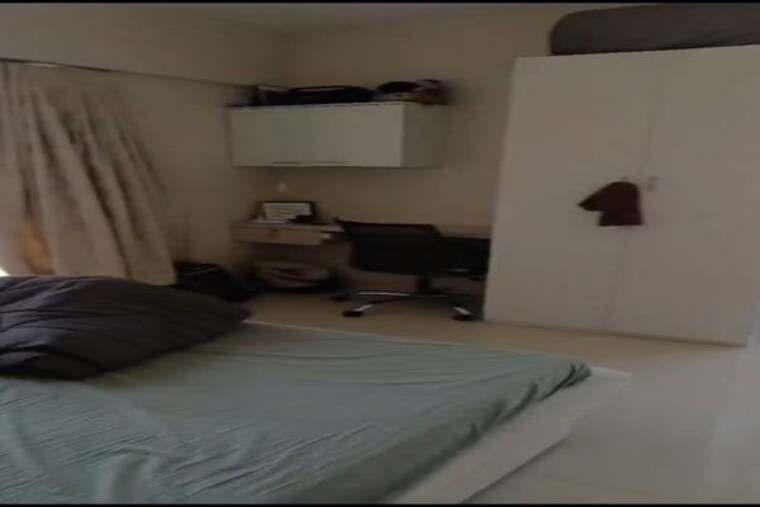  Parking, siddha-seabrook 2 Bedroom 706 Sq.Ft. Apartment In Kandivali West Mumbai 10123334