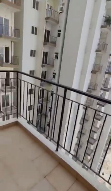 3 BHK Apartment For Sale in Amrapali Enchante, Tech Zone 4 Greater Noida