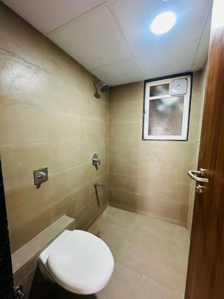 Bathroom, hinjewadi phase 3 3 Bedroom 1380 Sq.Ft. Apartment In Hinjewadi Phase 3 Pune 10123505