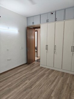 3 BHK + Study Room Apartment For Rent in Godrej Icon