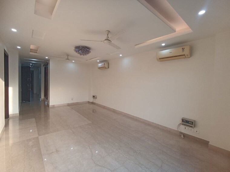 Room, greater kailash i 3 Bedroom 2000 Sq.Ft. Apartment In Greater Kailash I Delhi 10123470
