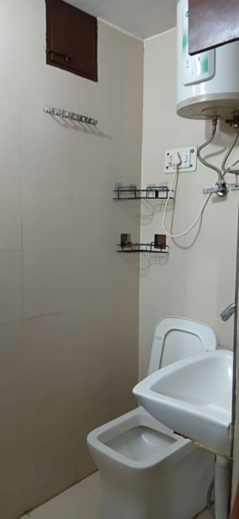 Bathroom, malviya nagar 1 RK 100 Sq.Ft. Apartment In Malviya Nagar Delhi 10123556