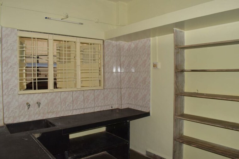 Kitchen, guru-ganesh-nagar-society 2 Bedroom 815 Sq.Ft. Apartment In Kothrud Pune 10123539