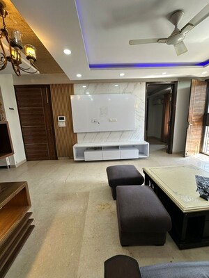 Kitchen in 6+ BHK Independent House at Sector 40 – for Sale