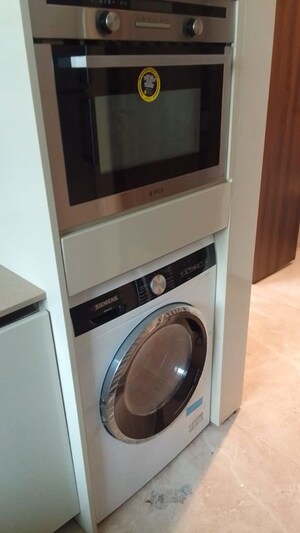 Furnished Amenities in 1 BHK Apartment at Powai – for Rent