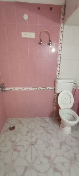 Bathroom in 3 BHK Apartment at Samiah Melrose Avenue, Vrindavan Yojna – for Sale