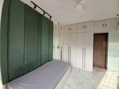 2 BHK + Pooja Room Apartment For Rent in Raheja Ridgewood