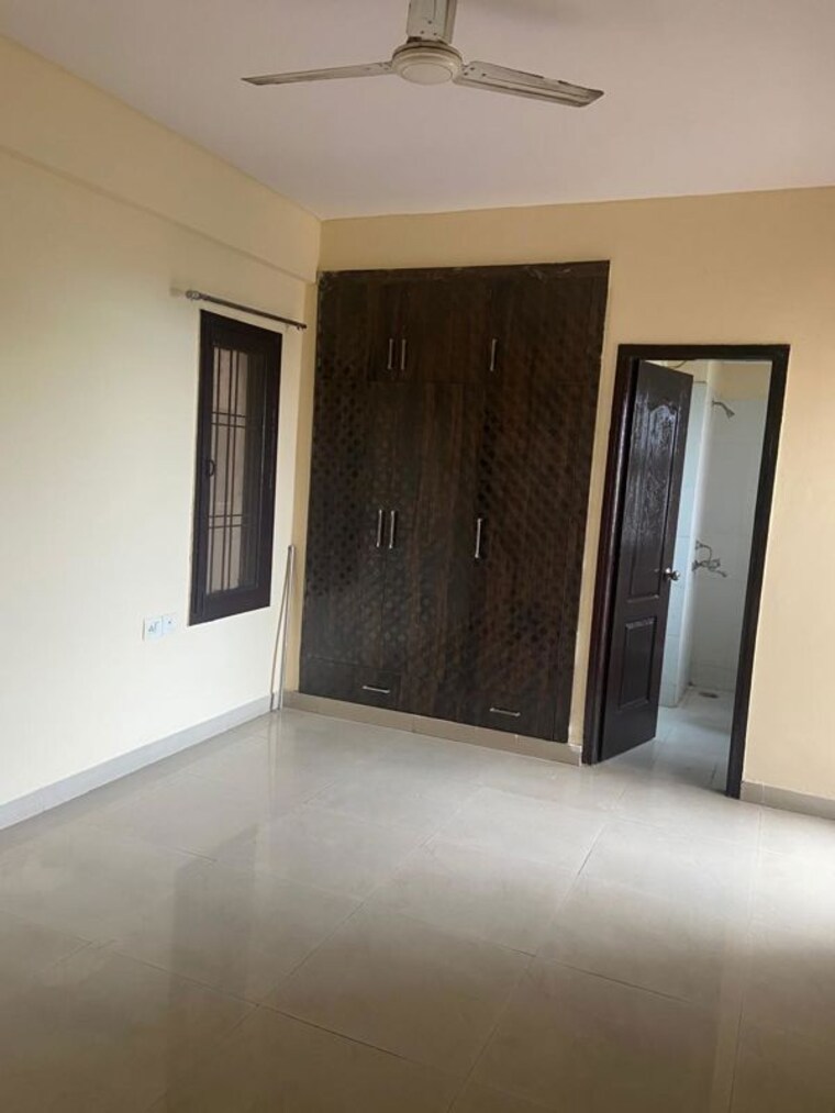 Room, rps-savana 3.5 Bedroom 1891 Sq.Ft. Apartment In Sector 88 Faridabad 10124120