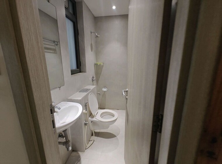 Bathroom, rustomjee-seasons 3 Bedroom 1283 Sq.Ft. Apartment In Bandra East Mumbai 10124360