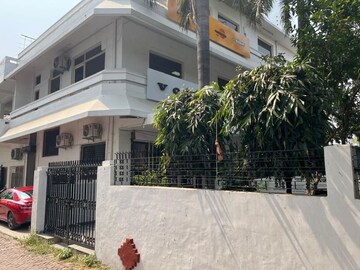  Office Space – Exterior View View at Mahanagar - for Rent