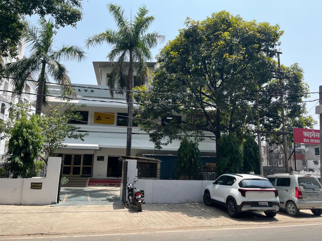 Office Space For Rent in Mahanagar