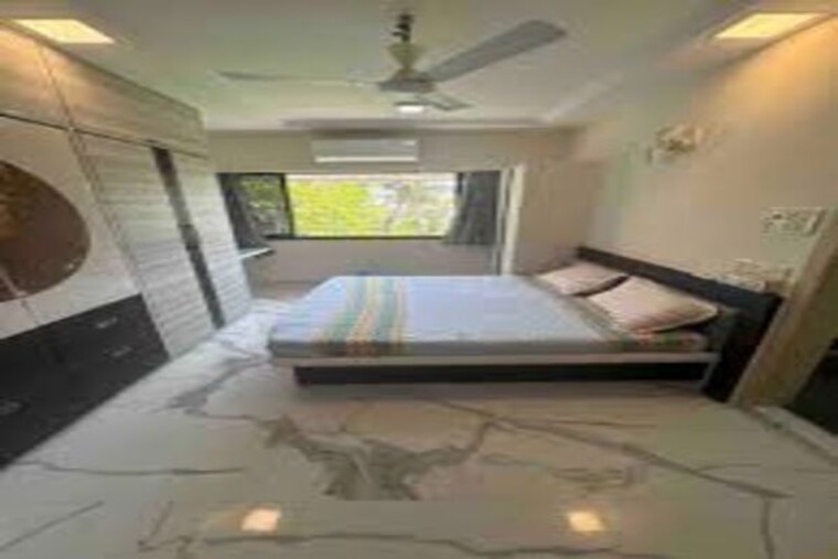 Room, juhu 2 Bedroom 800 Sq.Ft. Apartment In Juhu Mumbai 10124462
