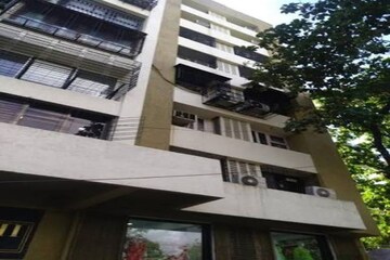 2 BHK Apartment – Exterior View View at Juhu - for Rent