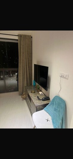 2 BHK Apartment For Rent in Lodha Crown Quality Homes