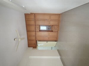 Room in 2 BHK Apartment at Purvi Lotus, Hsr Layout – for Rent