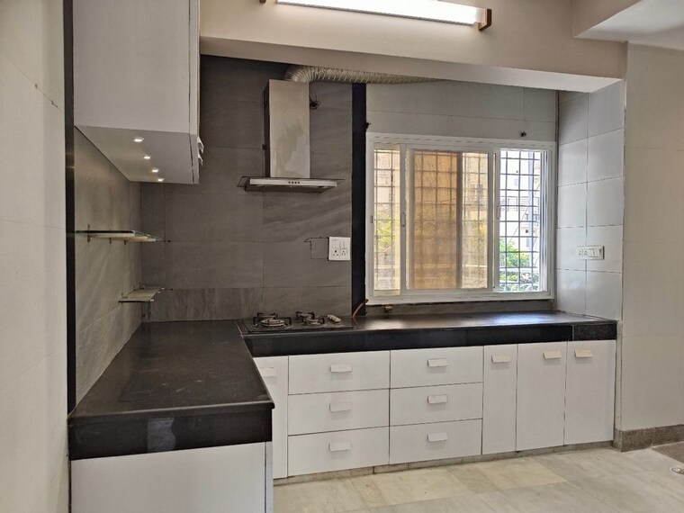 Kitchen, vasant kunj 3 Bedroom 1800 Sq.Ft. Apartment In Vasant Kunj Delhi 10124607