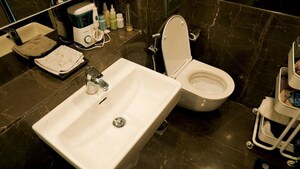 Team Area in 4 BHK Apartment at Lodha The Park, Worli – for Rent