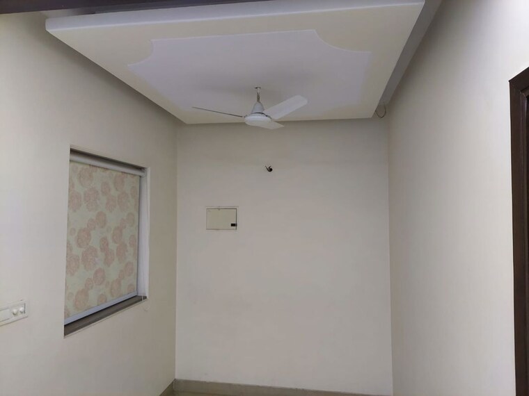 Room, bptp-park-elite-floors 3 Bedroom 250 Sq.Yd. Builder Floor In Sector 85 Faridabad 10124680