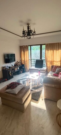 3 BHK + Pooja Room Apartment For Rent in Khar West