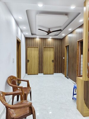 Room in 3 BHK Apartment at Express Apartments, Vaishali Sector 3 – for Sale