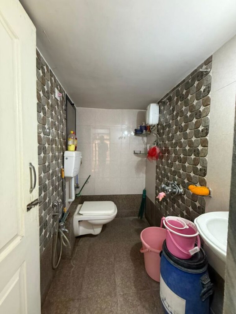 Bathroom, kini-tower 1 Bedroom 411 Sq.Ft. Apartment In Virar West Palghar 10124953