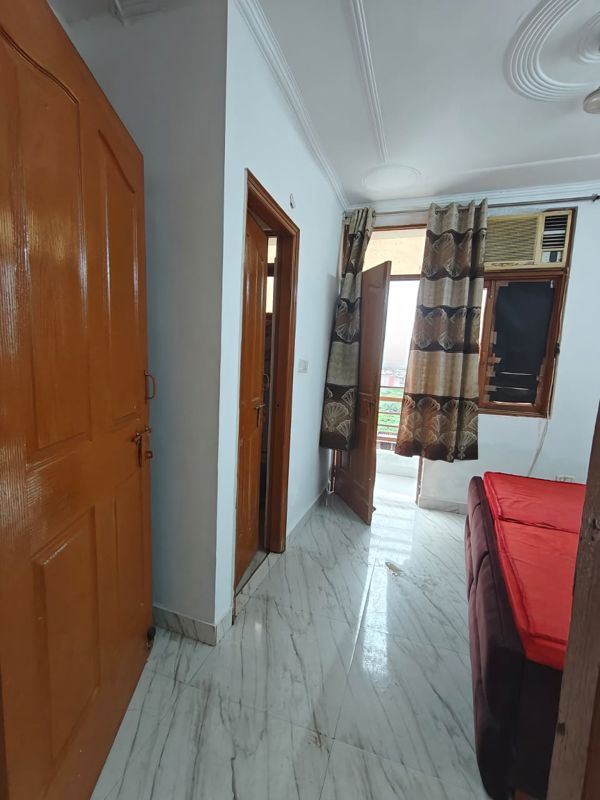 1 BHK Apartment For Rent in Saket