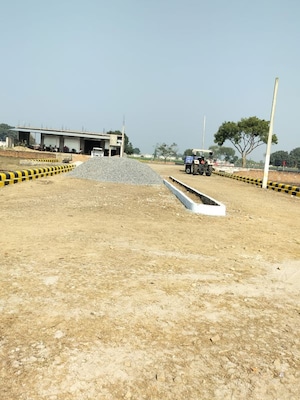  Plot – Exterior View View at Gomti Nagar - for Sale