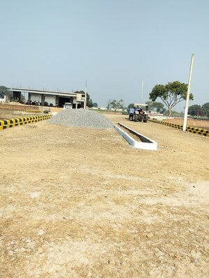  Plot – Exterior View View at Gomti Nagar - for Sale