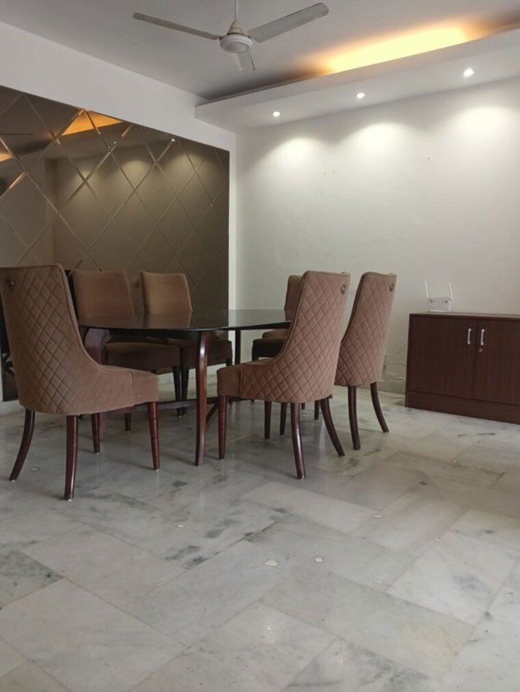 Living Room, greater kailash ii 3 Bedroom 2250 Sq.Ft. Builder Floor In Greater Kailash ii Delhi 10125232